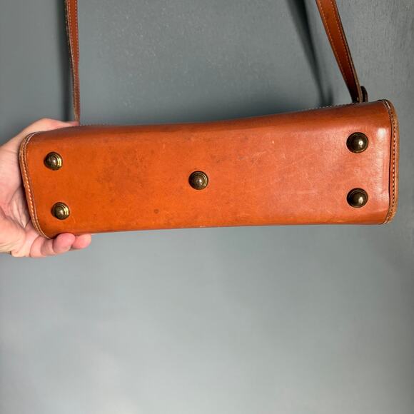 Vintage DOONEY & BOURKE Two Tone Brown Zip Medium Leather Crossbody Purse Bag - Picture 13 of 16